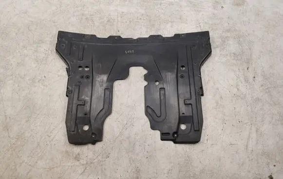 Chevrolet Orlando Engine splash shield/under tray 95459795