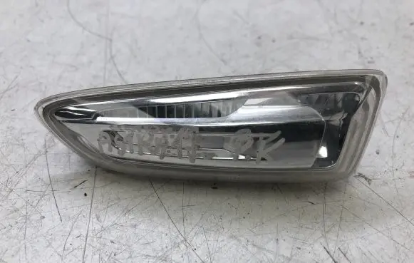 Opel Astra K Front fender indicator light 13491088