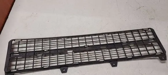 Citroen Berlingo Front bumper lower grill 9643804077