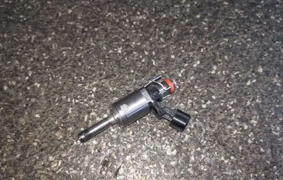 Fuel injectors set