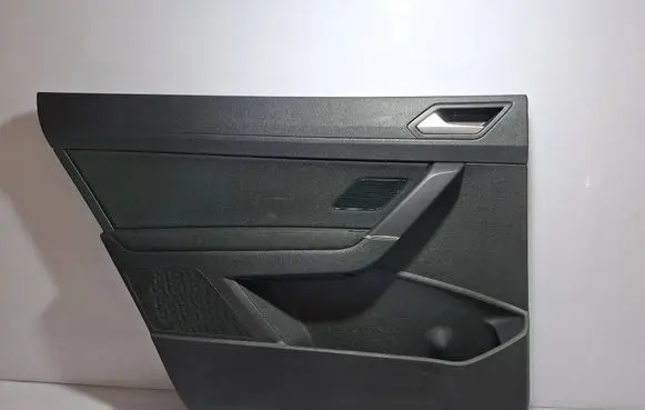 Volkswagen Touran III Rear door card trim 5TA867211