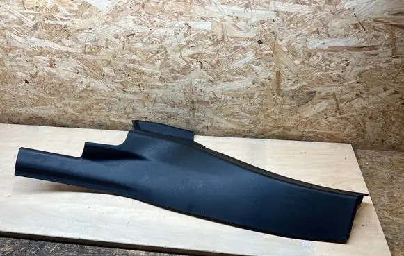 BMW iX2 (U10) Rear seat side bottom trim 5A1F805 5143 24225110