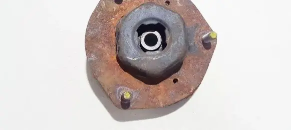 Toyota Previa (XR30, XR40) II Coil spring mount 