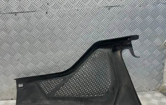 BMW X5 F15 Wiper trim 9245594 15671610