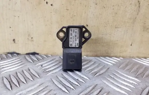 Volkswagen Crafter Air pressure sensor 0281002401 038906051C