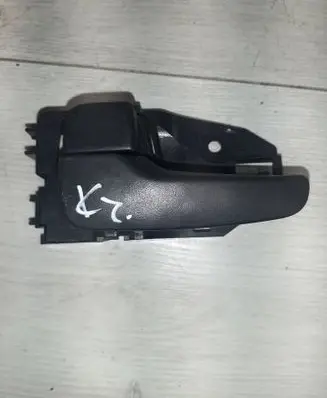 Mitsubishi Lancer Front door interior handle 