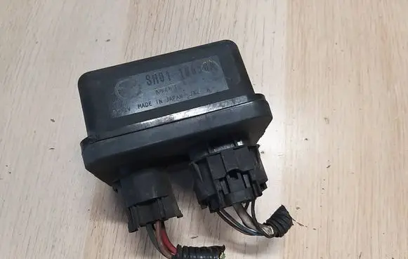 Mazda 3 III Glow plug pre-heat relay SH0118650A