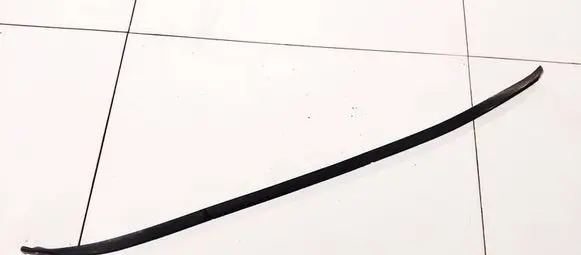 Volkswagen Touran I Windshield trim 