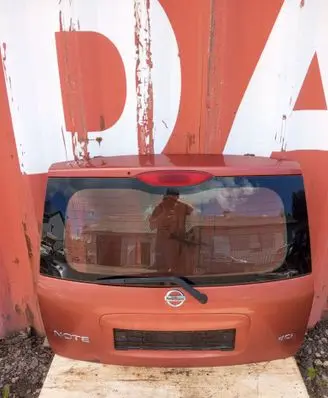 Nissan Note (E11) Tailgate/trunk/boot lid