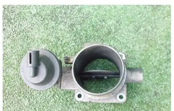 Seat Ibiza II (6k) Throttle valve