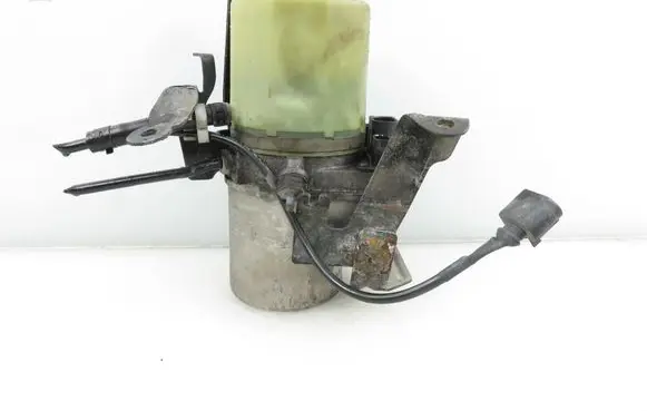 Seat Ibiza IV (6J,6P) Power steering pump 6R0423051 6R0423156 6Q1423051CA