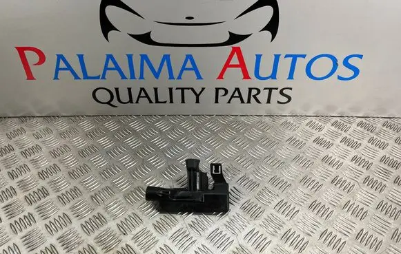 Peugeot 3008 III Wiper trim 9843850980