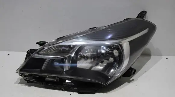 Toyota Yaris Headlight/headlamp