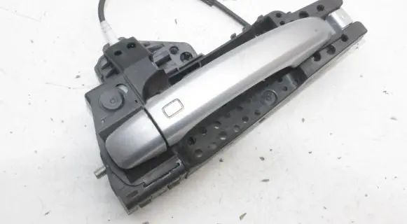 Audi Q3 8U Front door exterior handle 8U0837885