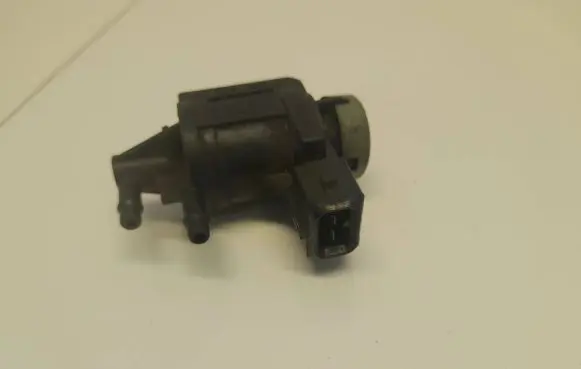 Audi A3 S3 8L Turbo solenoid valve 1J0906283A