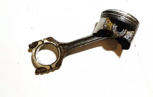 Piston with connecting rod