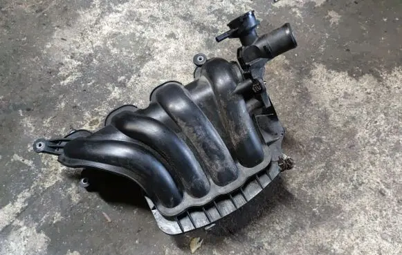 KIA Ceed Intake manifold