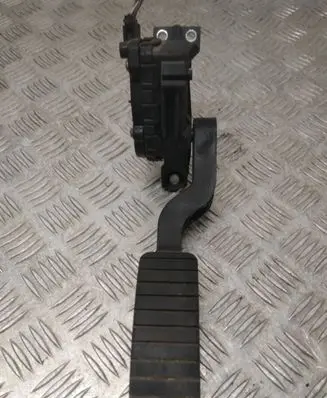 Renault Laguna II Accelerator throttle pedal 8200002904