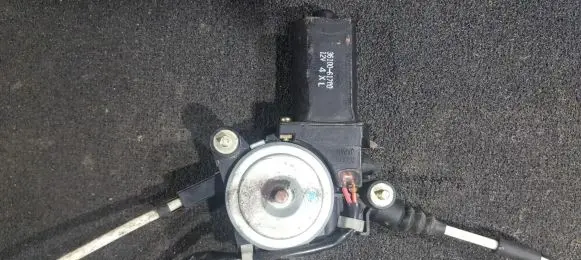 Mazda 323 Front door window regulator motor 3610061700