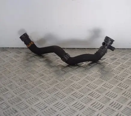 Audi A6 S6 C6 4F Engine coolant pipe/hose