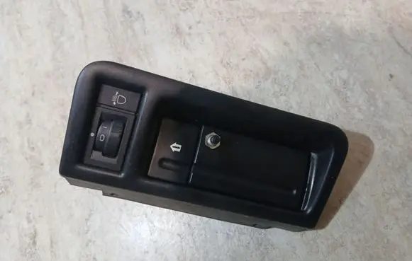 Peugeot 406 Headlight level height control switch 1925698