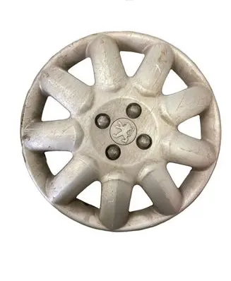 Peugeot 107 R14 wheel hub/cap/trim 9606QE