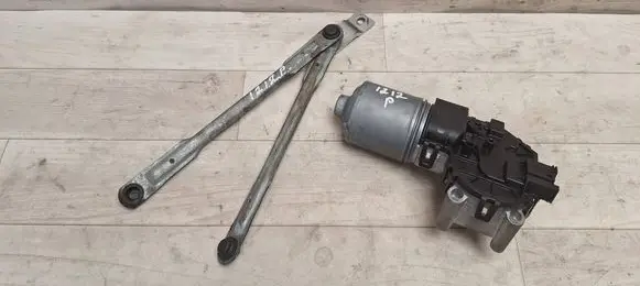 BMW X3 E83 Wiper motor 0390241712 67636914577 6914577