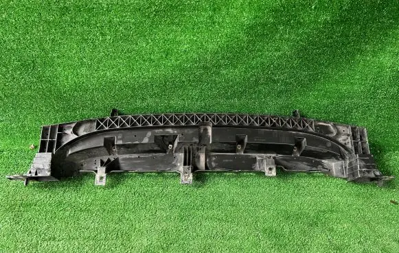 Opel Crossland X Engine splash shield/under tray