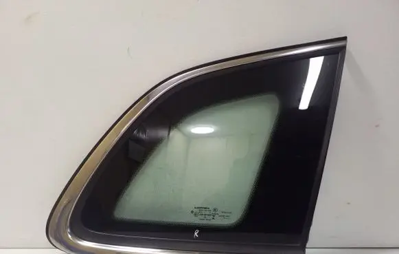 Jeep Cherokee Rear side window 68102216AC E143R001229
