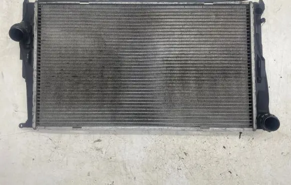 BMW X1 E84 Coolant radiator 7788903 3094174 3052883