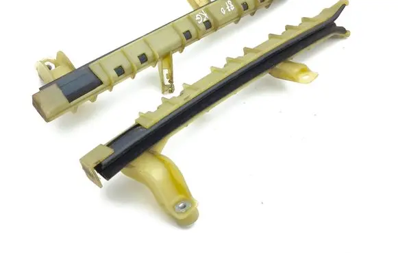 Jeep Cherokee Rear door windshield rail 