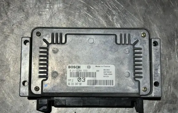 Citroen Xsara Engine control unit/module 9633184780 0261204939