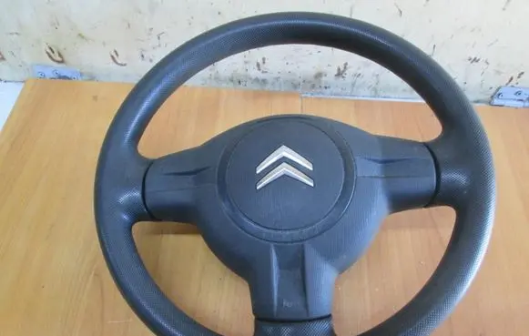 Citroen C2 Steering wheel