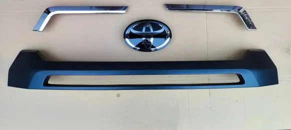 Toyota Hilux VIII Manufacturer badge logo/emblem