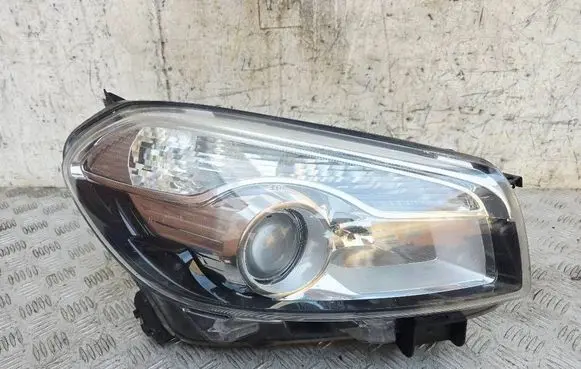 Nissan Qashqai Headlight/headlamp 26070BR61A 17445008 174450