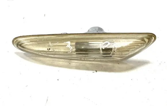 BMW X3 E83 Front fender indicator light 4166L