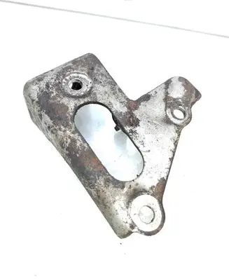 Toyota Avensis T250 Gear shift cable bracket 