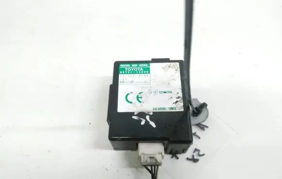 Toyota Corolla Verso E121 Door control unit/module 8974113040 89741-13040