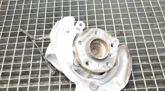 BMW i3 Front wheel hub