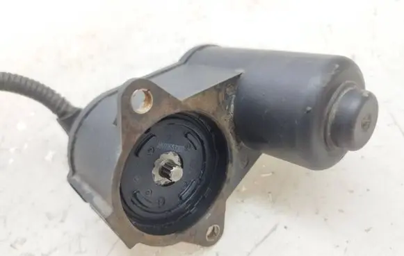 Volkswagen PASSAT B7 Hand brake/parking brake motor 32332267J