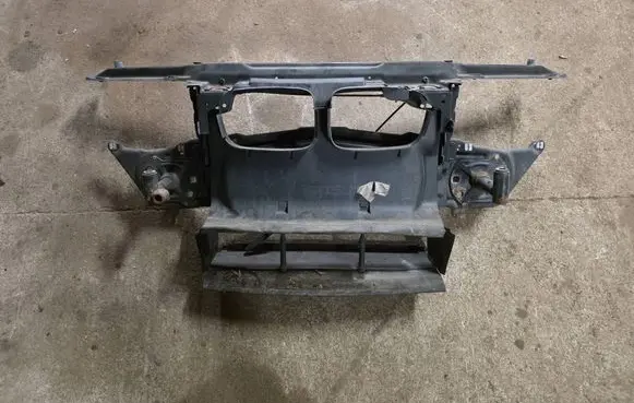 BMW 3 E46 Radiator support slam panel