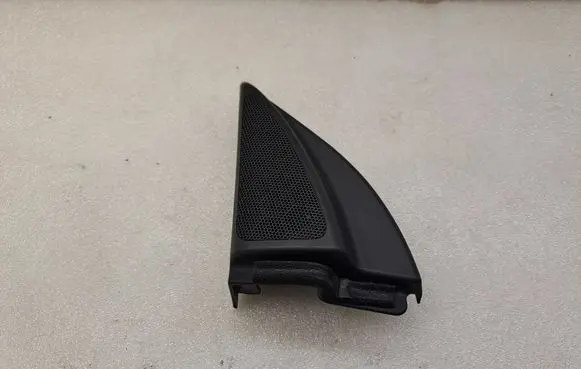 Toyota Avensis T250 Front door speaker cover trim 6749205060 8616005090