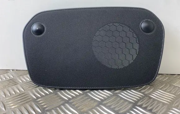 Hyundai Tucson TL Dash center speaker trim cover 