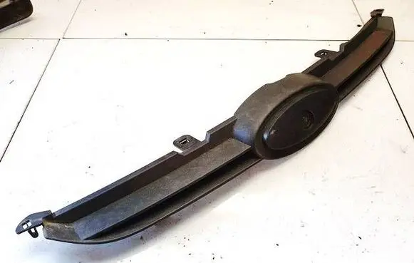 Ford Fiesta Front grill 8a618200bc 8a61-8200-bc