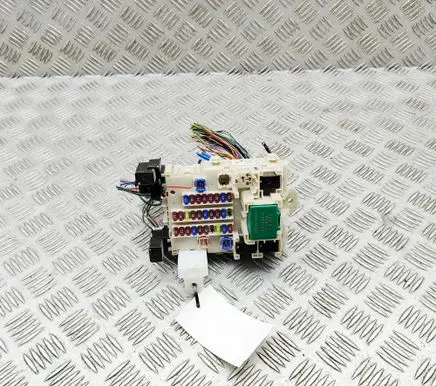 Isuzu D-Max Fuse module 8981667510