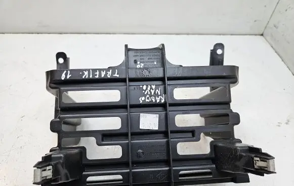 Renault Trafic III (X82) Radio/GPS head unit trim 280363953R