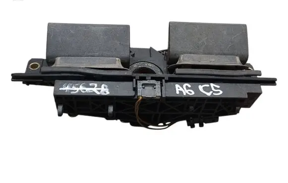 Audi A6 S6 C5 4B Tailgate/trunk/boot exterior handle 4B0827565H 8D9827565H
