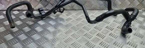 Volkswagen PASSAT B6 Engine coolant pipe/hose 03C121070D
