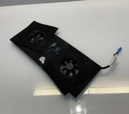 Mercedes-Benz CLS C219 Seat fan/blower 2118202142 A2118202142