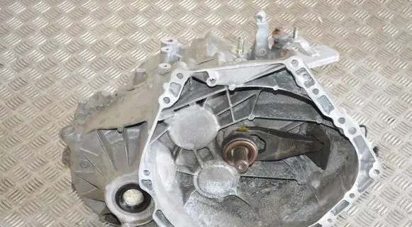 Mazda 6 Manual 6 speed gearbox D6050